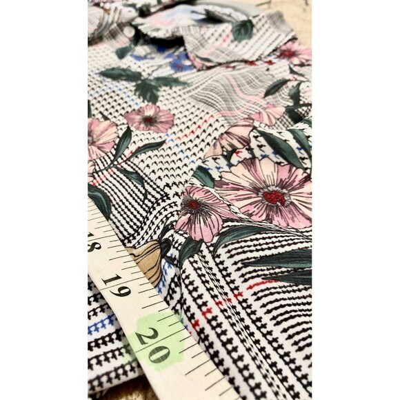 Chelsea & Theodore Button Front Blouse Floral Houndstooth Large - Picture 5 of 10